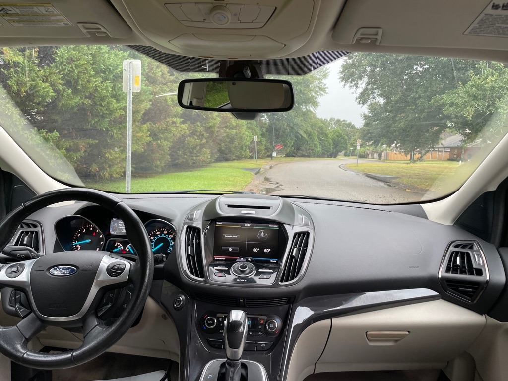 2014 Ford Escape Titanium photo 14