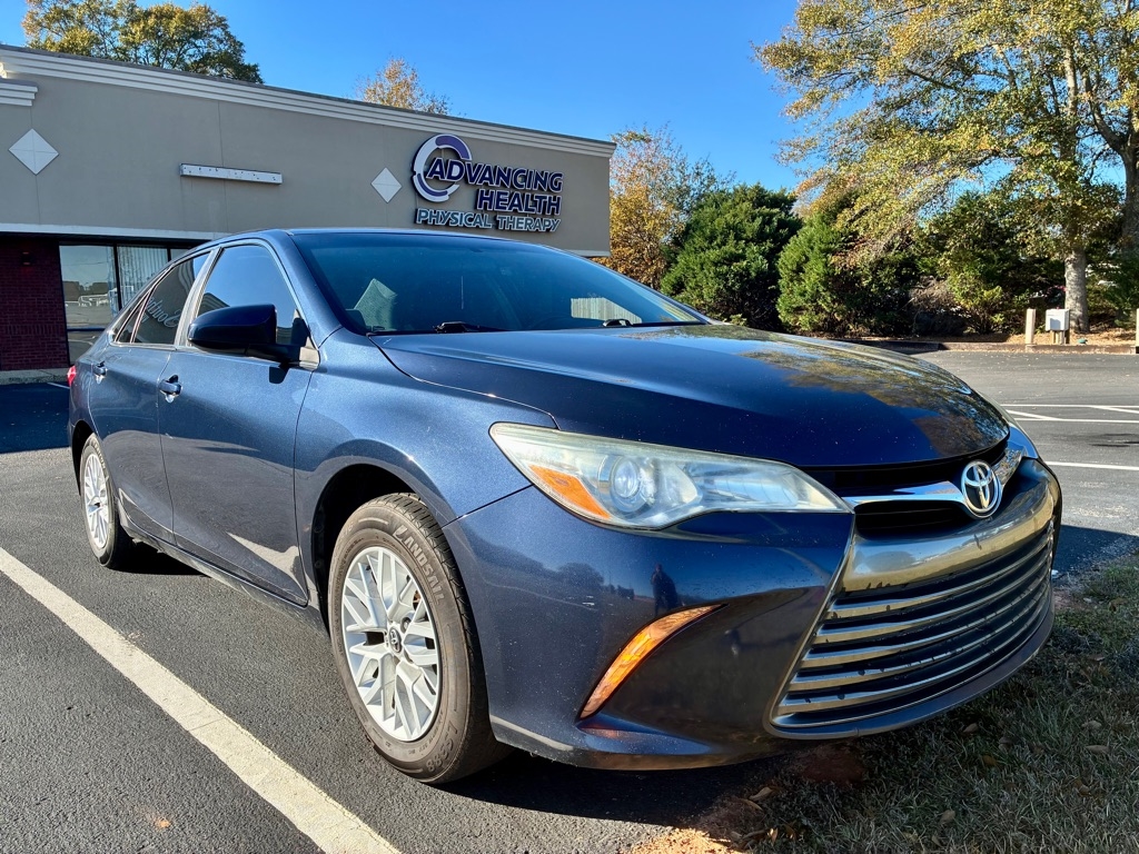 Toyota Camry XLE Auto (Natl) 2017