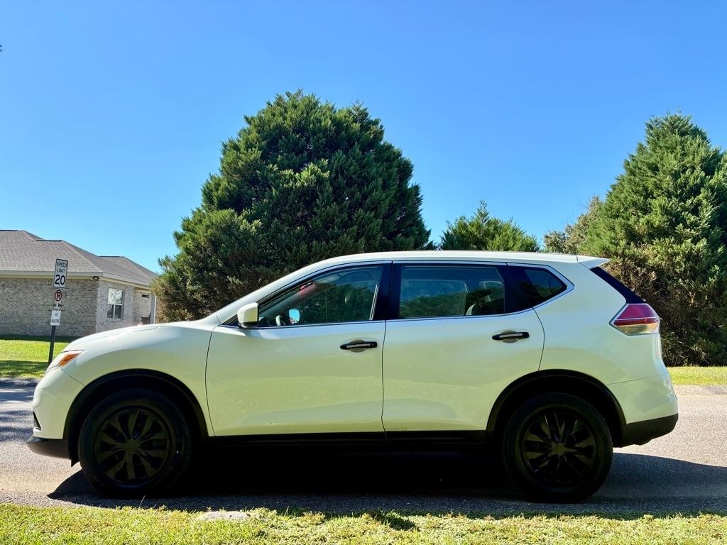 Nissan Rogue AWD 4dr SV 2016