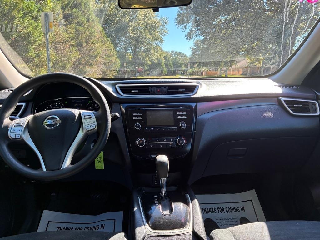 Nissan Rogue AWD 4dr SV 2016