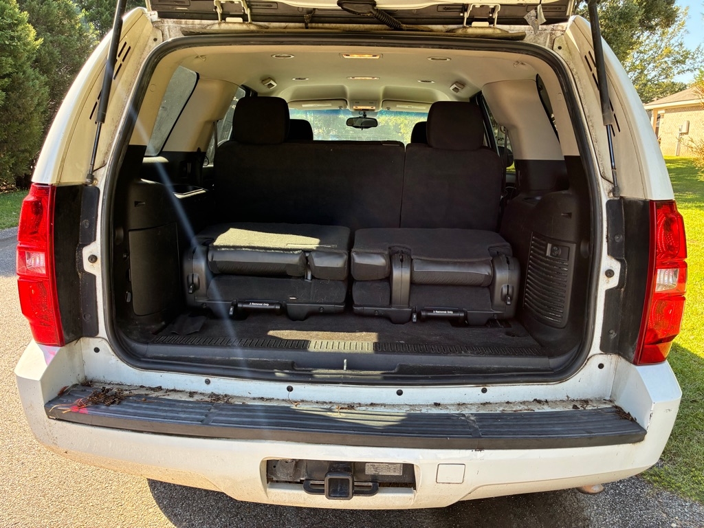 2011 Chevrolet Tahoe LS photo 11