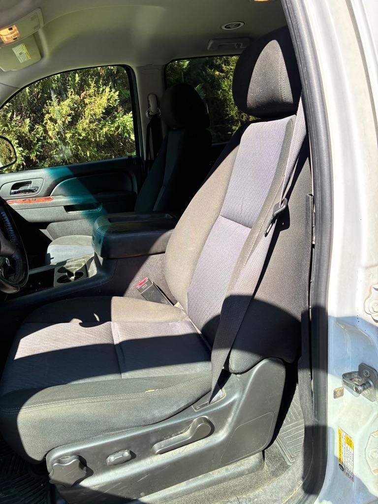 Chevrolet Tahoe photo 8