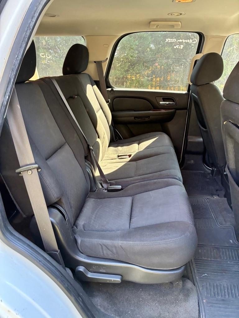 Chevrolet Tahoe photo 13