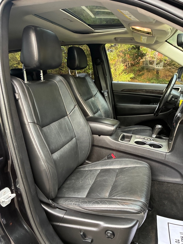 Jeep Grand Cherokee 4WD 4dr Laredo 2012