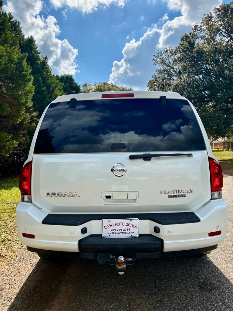 2015 Nissan Armada Platinum photo 3