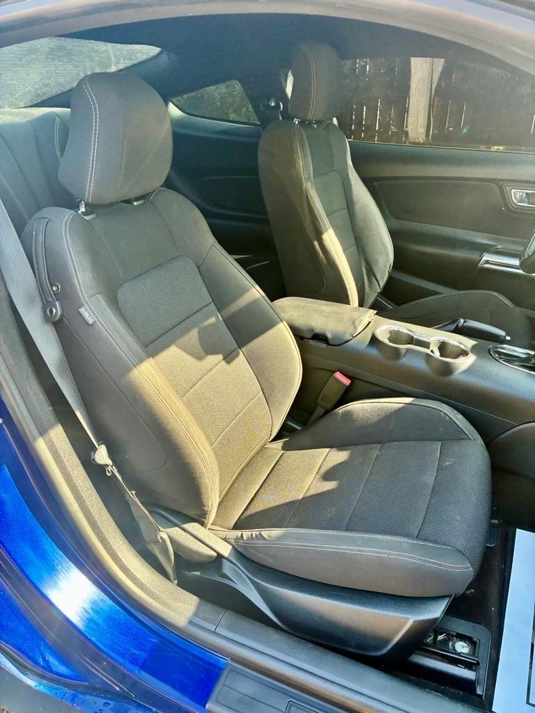 Ford Mustang 2dr Fastback V6 2016