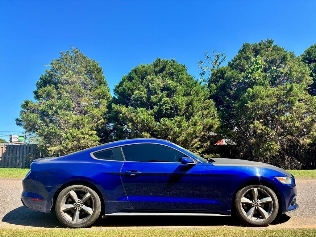 Ford Mustang 2dr Fastback V6 2016