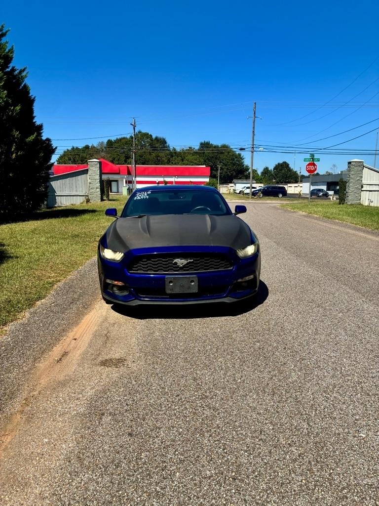 Ford Mustang 2dr Fastback V6 2016