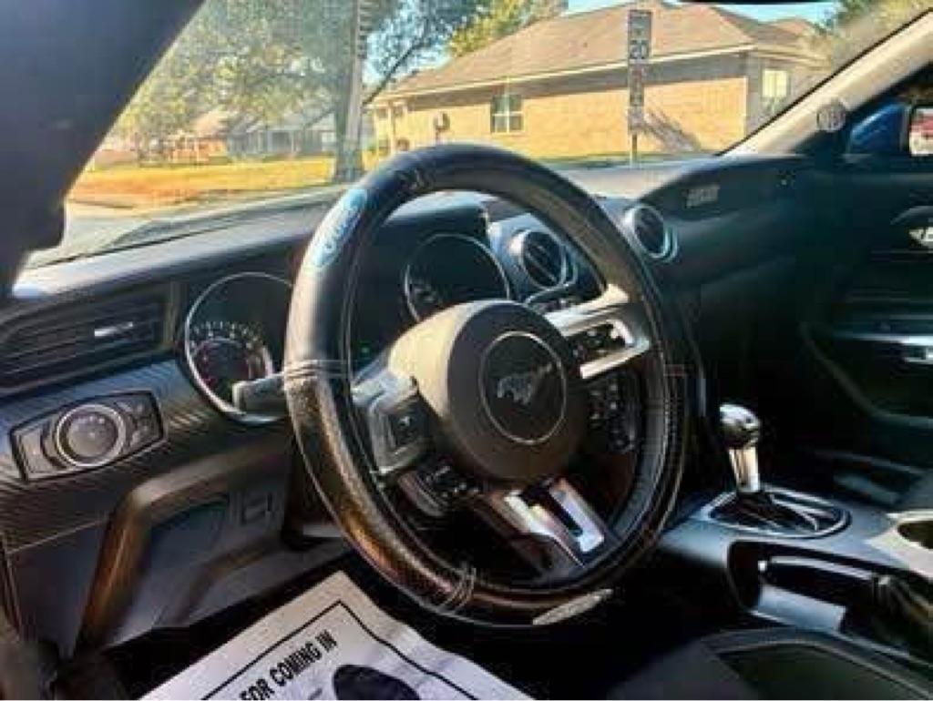 Ford Mustang 2dr Fastback V6 2016