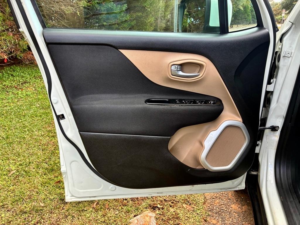 Jeep Renegade FWD 4dr Latitude 2015