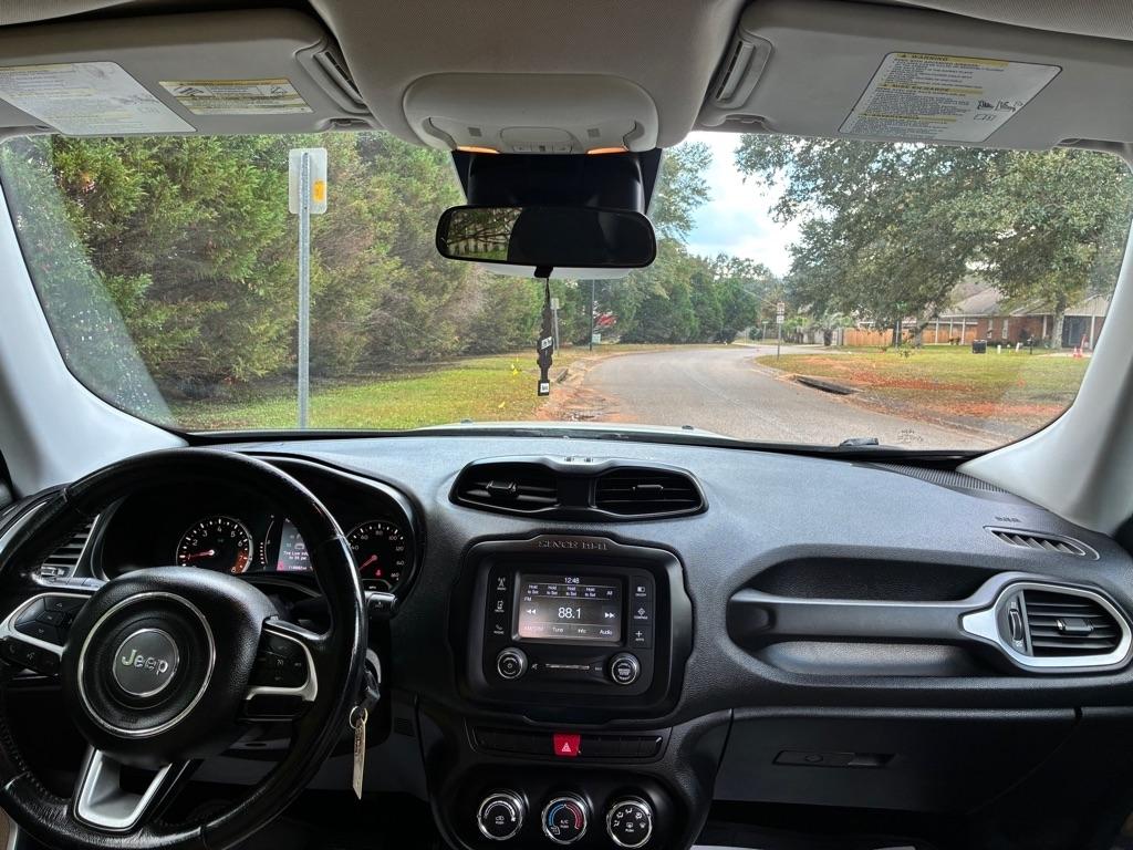 Jeep Renegade FWD 4dr Latitude 2015