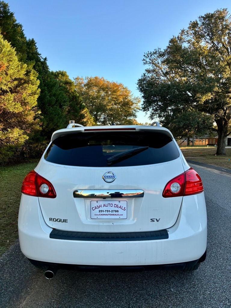 Nissan Rogue FWD 4dr SV 2013