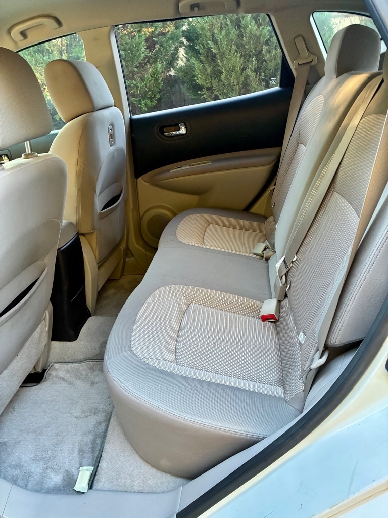 Nissan Rogue FWD 4dr SV 2013