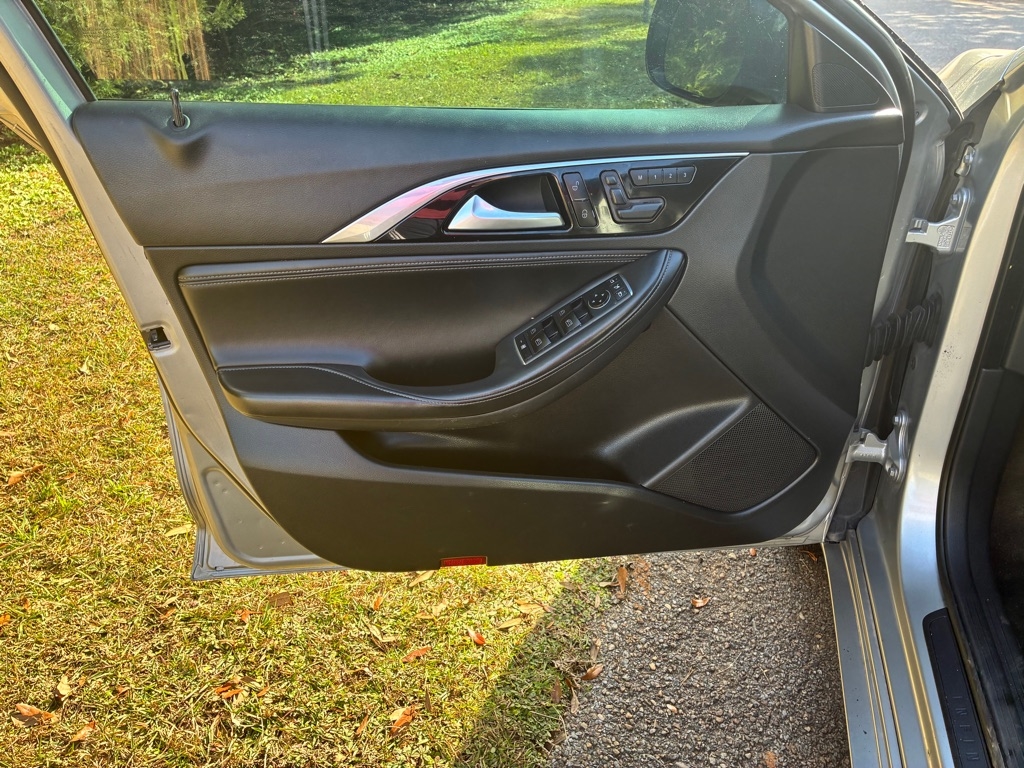 Infiniti QX30 Luxury FWD 2018