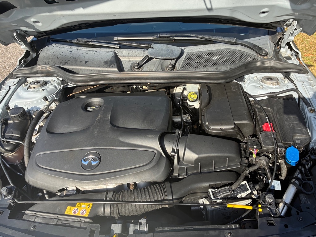 Infiniti QX30 Luxury FWD 2018