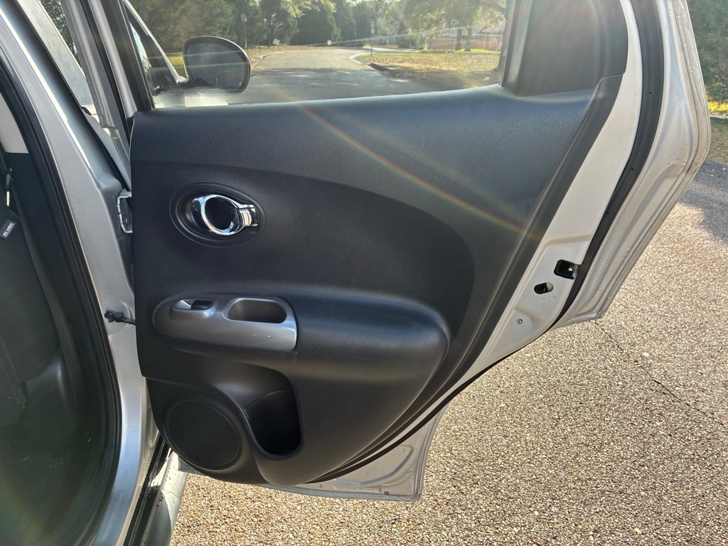 Nissan Juke 5dr Wgn CVT SV AWD 2014