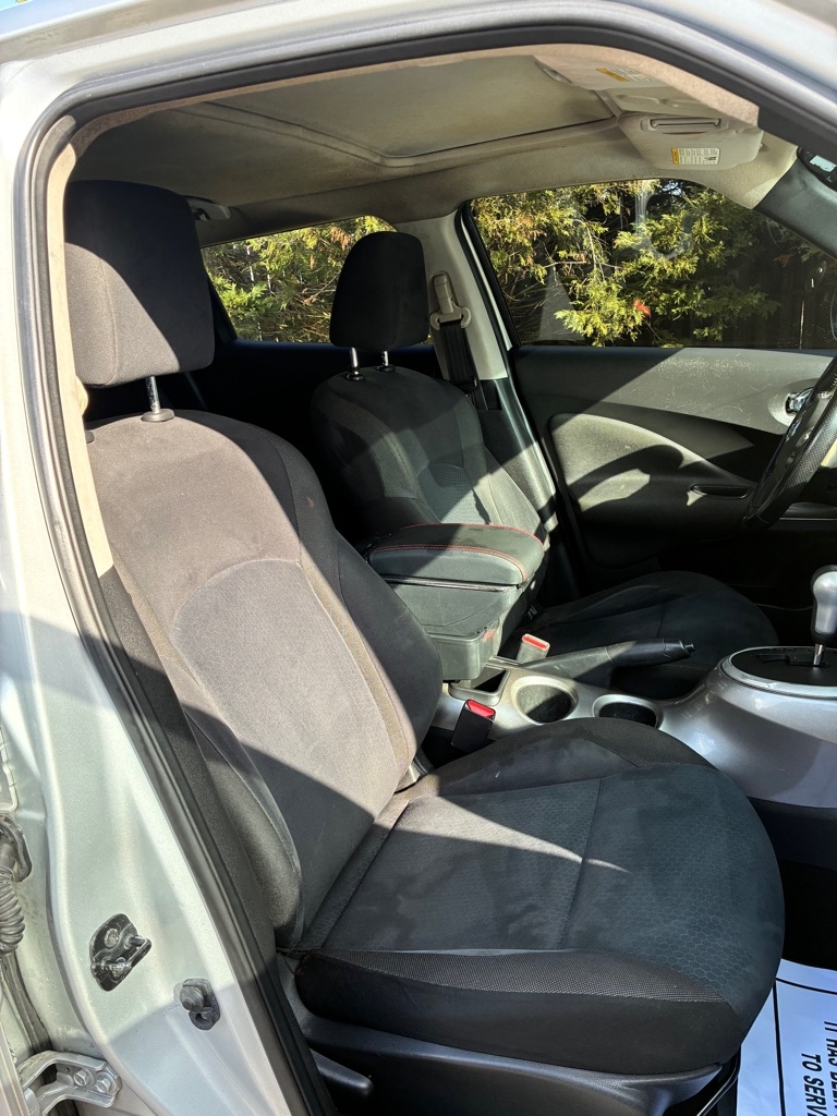 Nissan Juke 5dr Wgn CVT SV AWD 2014