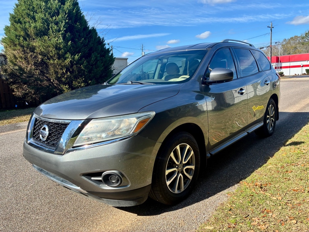 Nissan Pathfinder 2WD 4dr S 2015