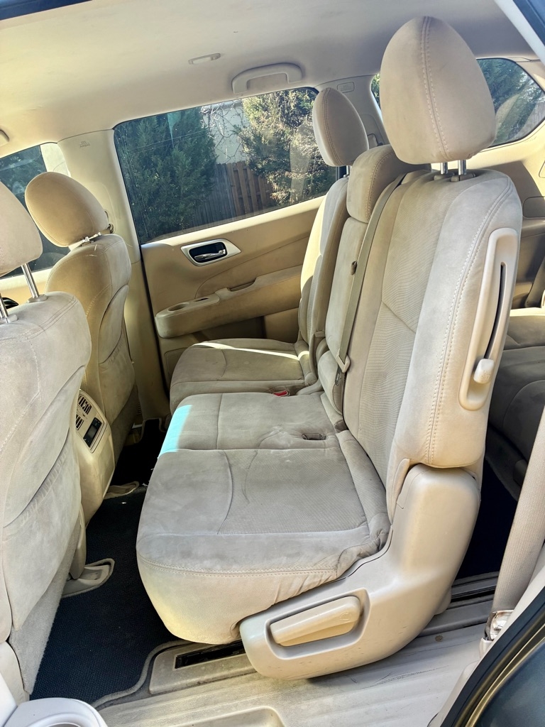 Nissan Pathfinder 2WD 4dr S 2015