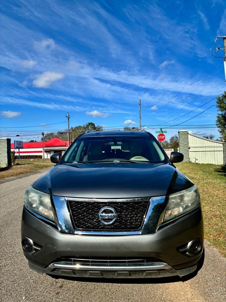 Nissan Pathfinder 2WD 4dr S 2015
