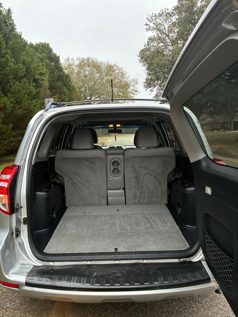 Toyota RAV4 FWD 4dr I4 Limited (Natl) 2012