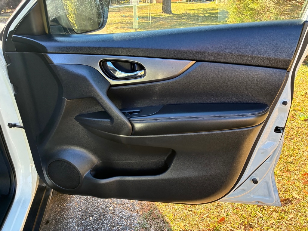 Nissan Rogue FWD 4dr S 2016