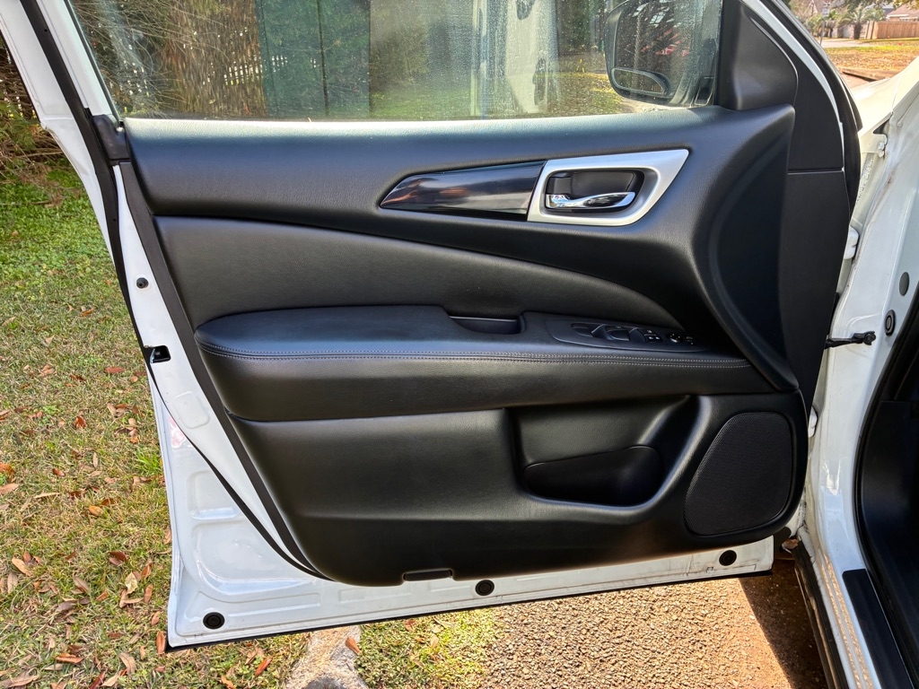 Nissan Pathfinder FWD S 2019