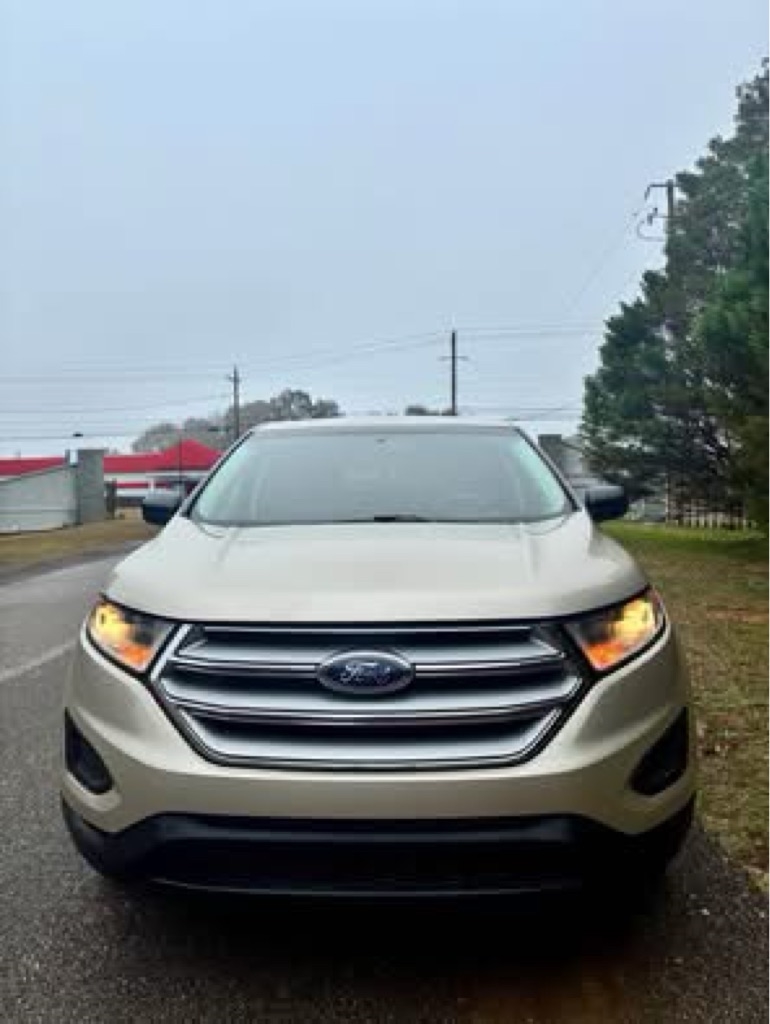 Ford Edge SE FWD 2018