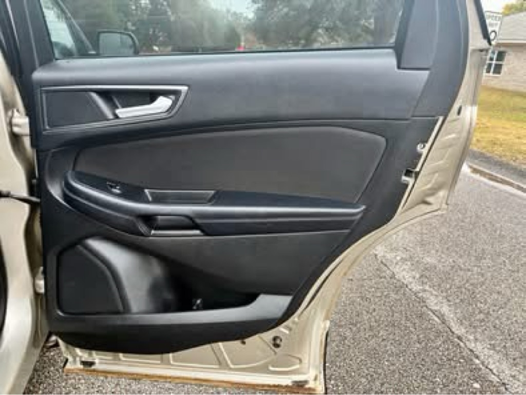 Ford Edge SE FWD 2018