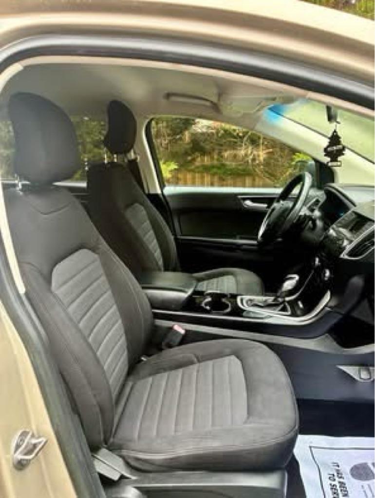Ford Edge photo 13