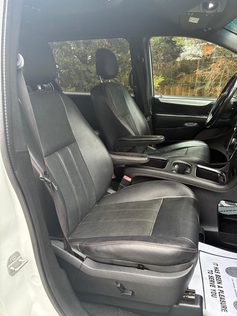 Dodge Grand Caravan 4dr Wgn R/T 2016