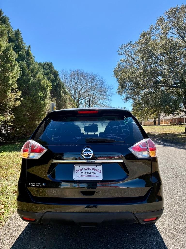 Nissan Rogue FWD 4dr S 2015