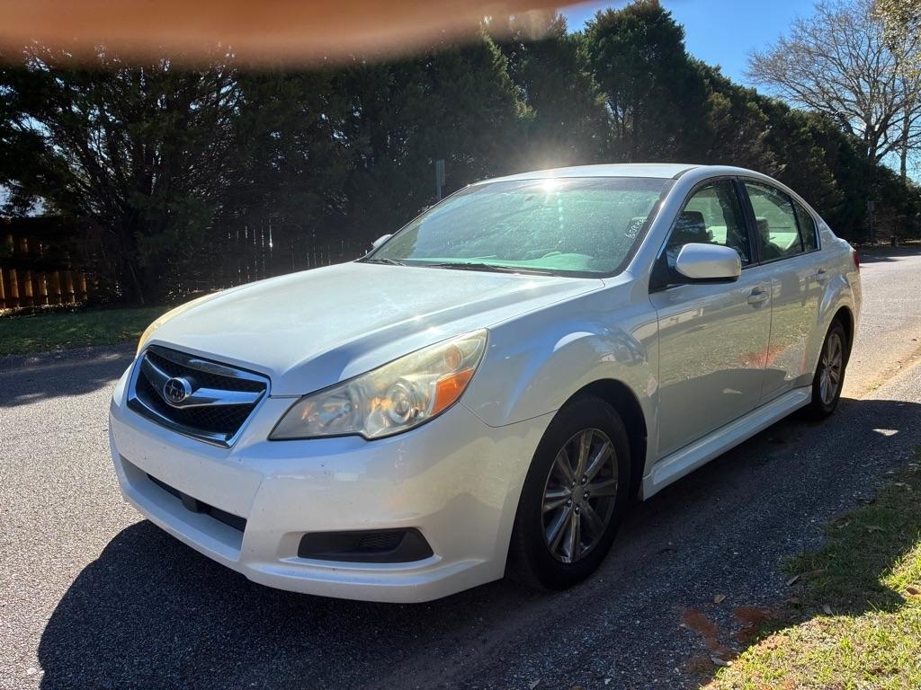 Subaru Legacy 4dr Sdn H4 Auto 2.5i Premium 2012