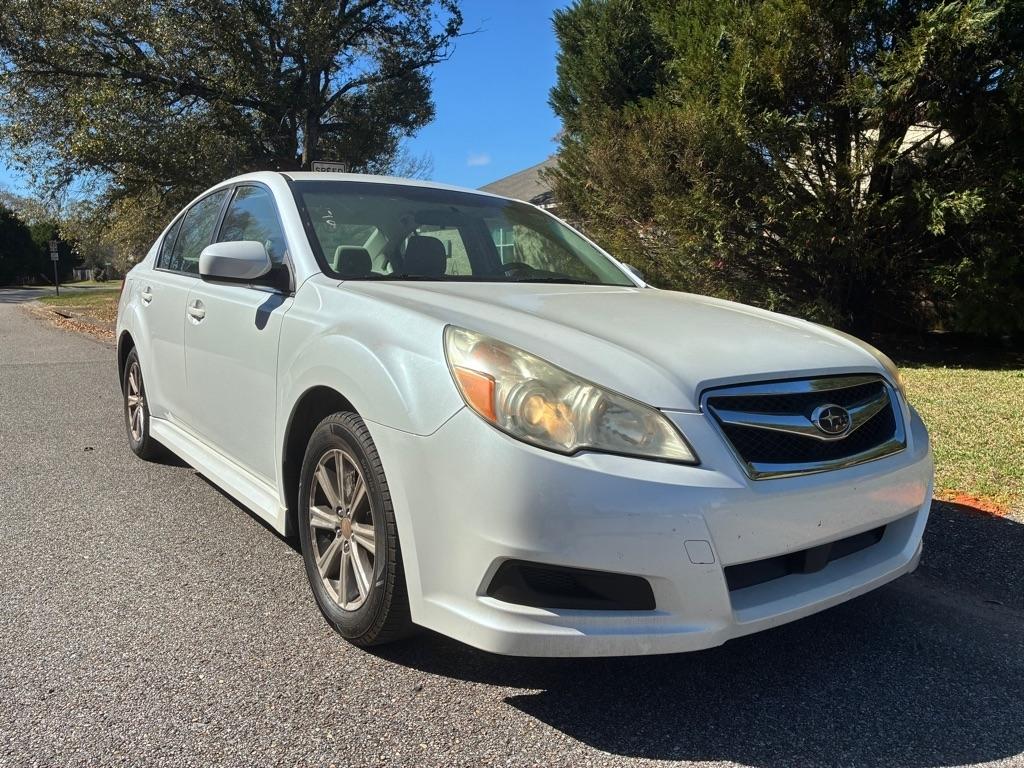 Subaru Legacy 4dr Sdn H4 Auto 2.5i Premium 2012