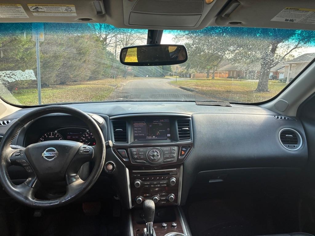 Nissan Pathfinder 2WD 4dr Platinum 2014