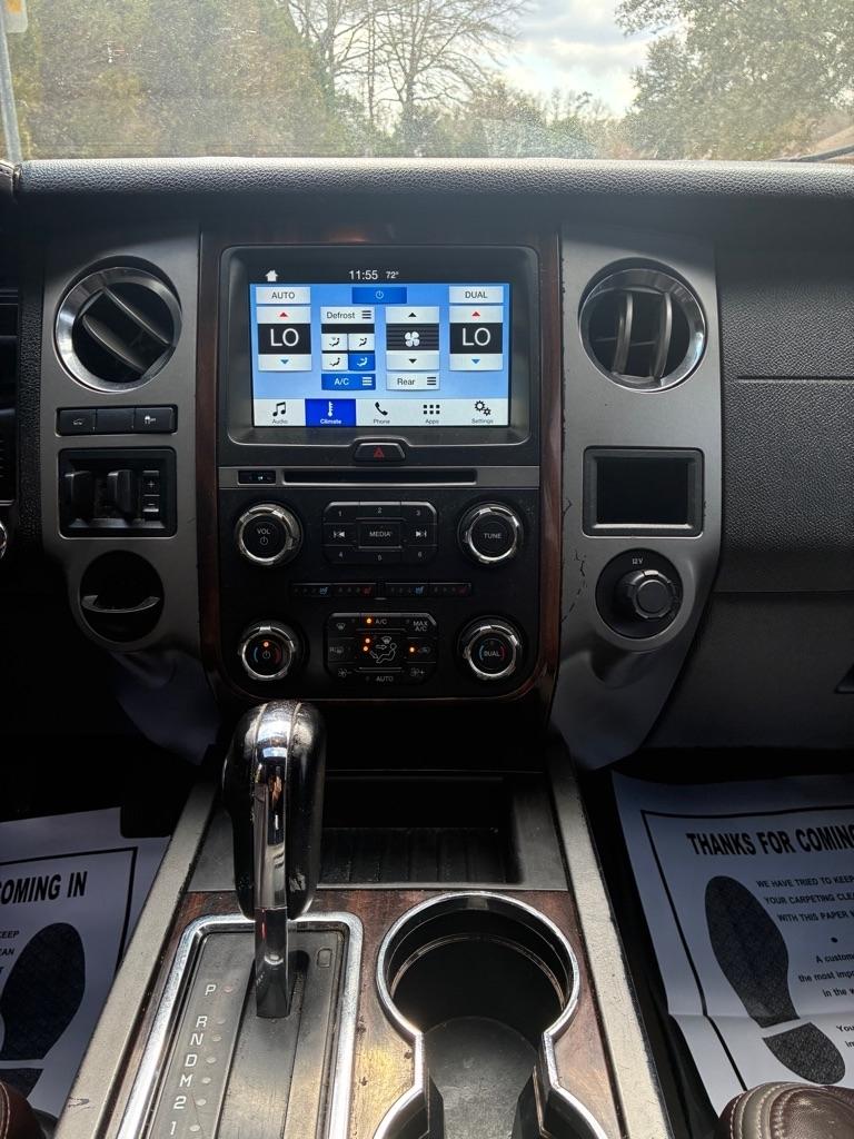 Ford Expedition EL 2WD 4dr Platinum 2015