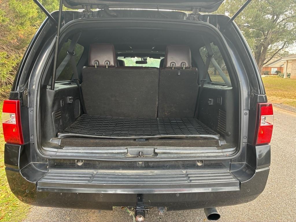 Ford Expedition EL 2WD 4dr Platinum 2015