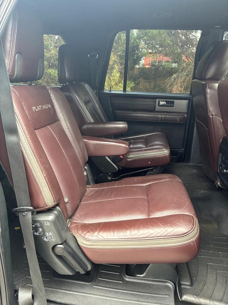 Ford Expedition EL 2WD 4dr Platinum 2015