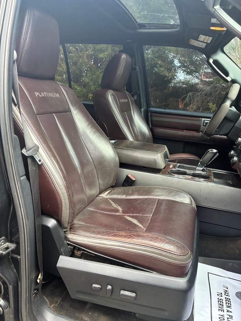 Ford Expedition EL 2WD 4dr Platinum 2015