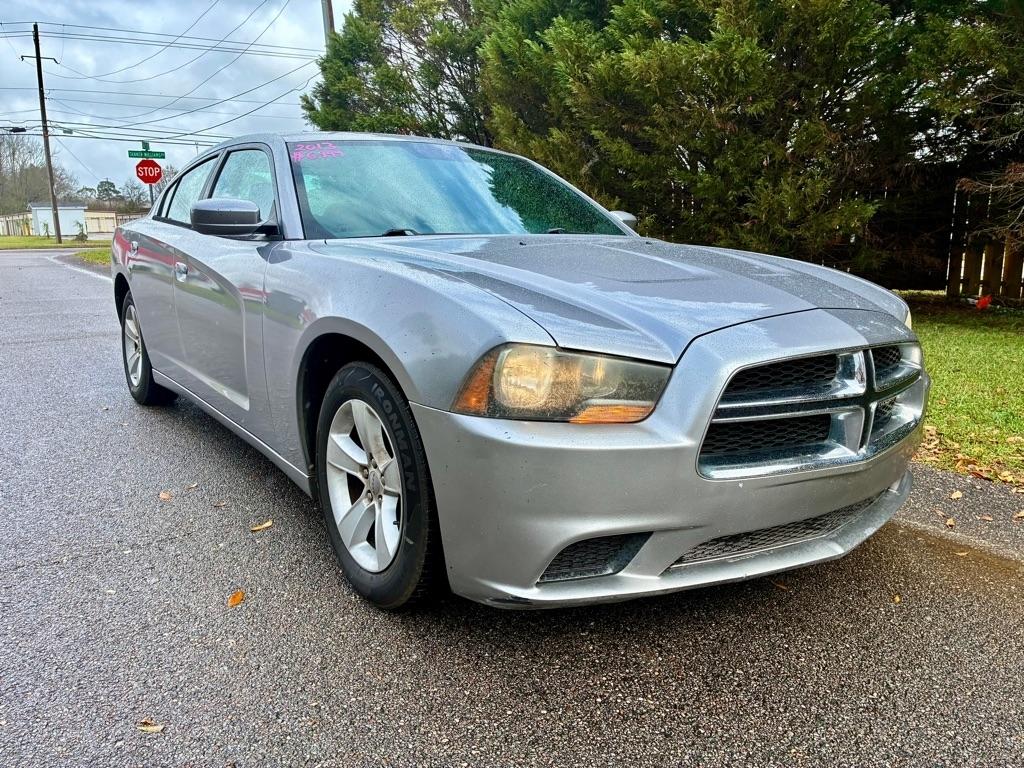 Dodge Charger 4dr Sdn SE RWD 2013