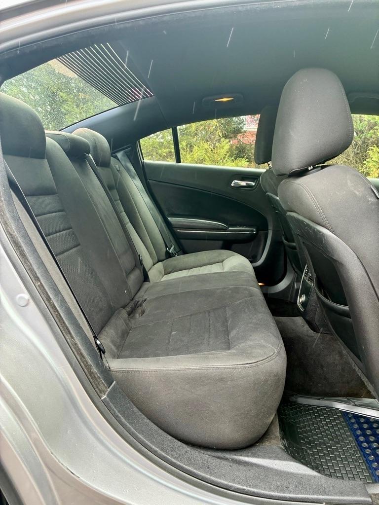 Dodge Charger 4dr Sdn SE RWD 2013