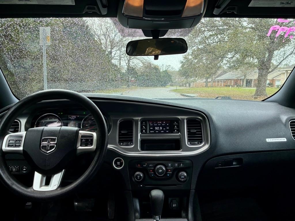 Dodge Charger 4dr Sdn SE RWD 2013