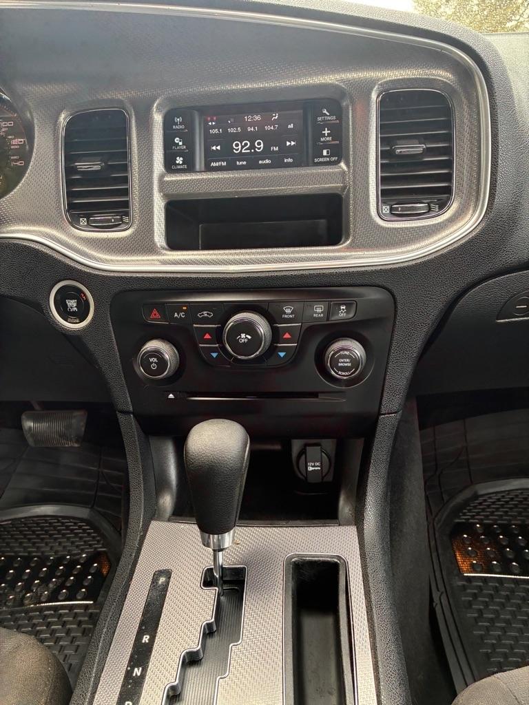 Dodge Charger 4dr Sdn SE RWD 2013