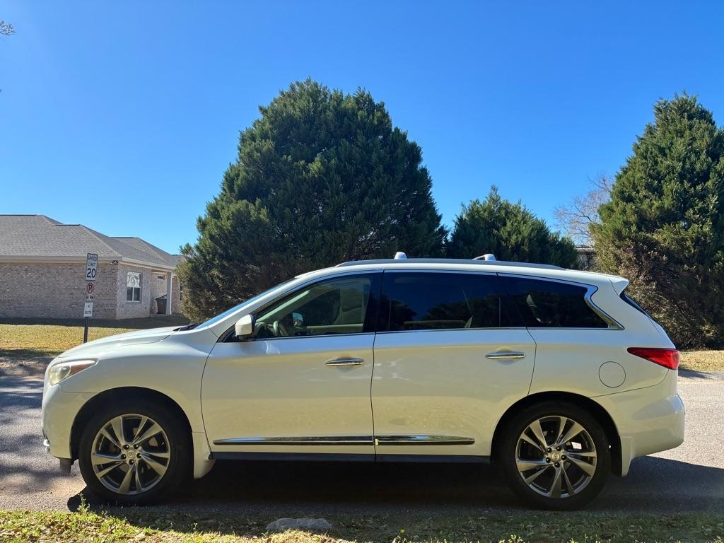 Infiniti JX35 AWD 4dr 2013