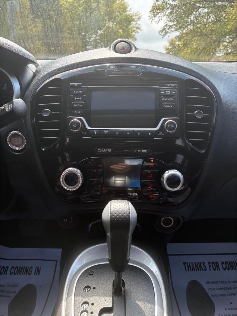 Nissan Juke FWD SV 2017