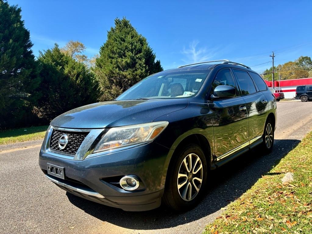 Nissan Pathfinder 2WD 4dr SL 2014
