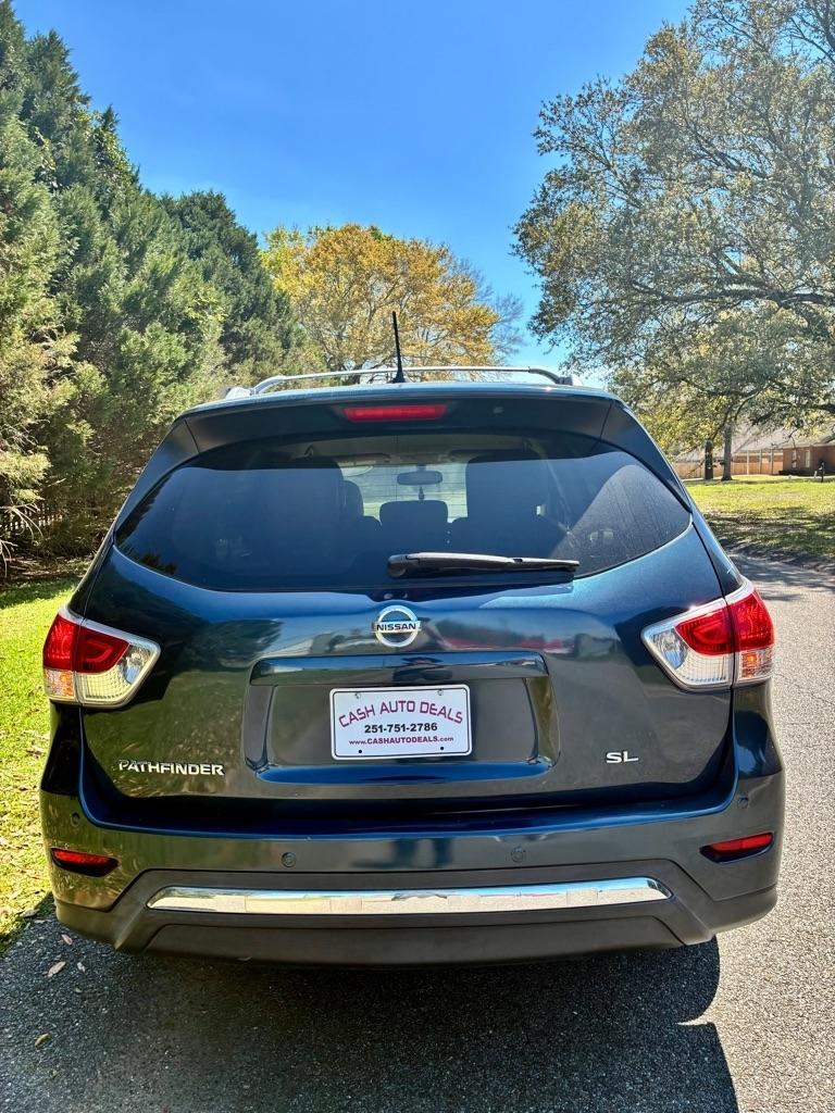 Nissan Pathfinder 2WD 4dr SL 2014