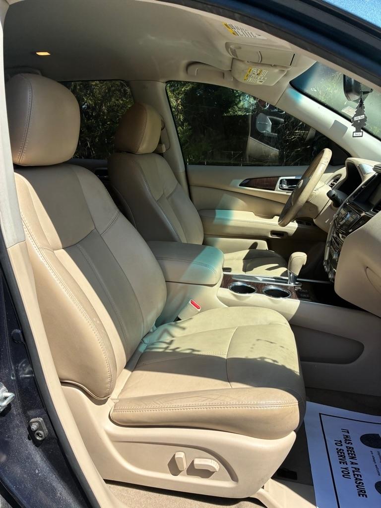 Nissan Pathfinder 2WD 4dr SL 2014