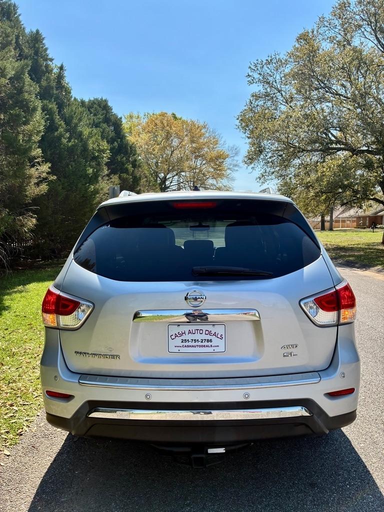 Nissan Pathfinder 4WD 4dr SL 2014