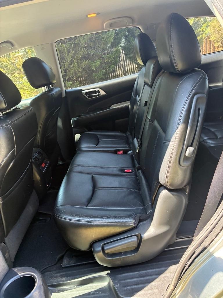 Nissan Pathfinder 4WD 4dr SL 2014